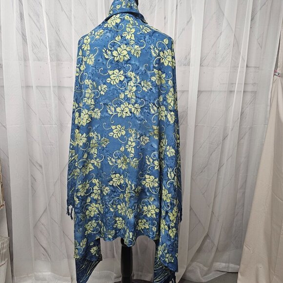 Two Cranes Blue Green Floral Fringed Batik Boho Rectangular Scarf Shawl Wrap - Picture 4 of 13